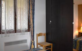 Appartement Font-Romeu-Odeillo-Via, 2 pièces, 6 personnes - FR-1-580-36